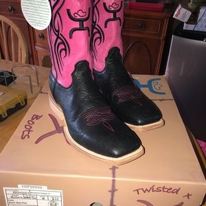Ladies Twisted X black and pink hooey boots